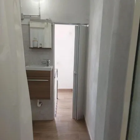 Casa Di Ema アパート